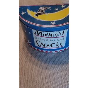 Rare Shoebox Midnight Snacks Tin Blue Moon Cows Stars Design. hallmark